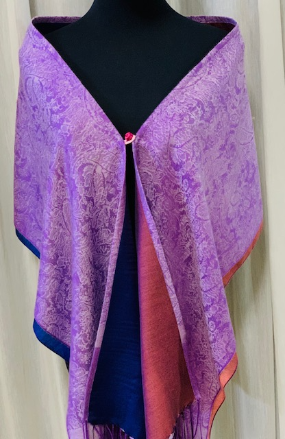 Two-shawls-in-one! See the flip side in lilac pashmina